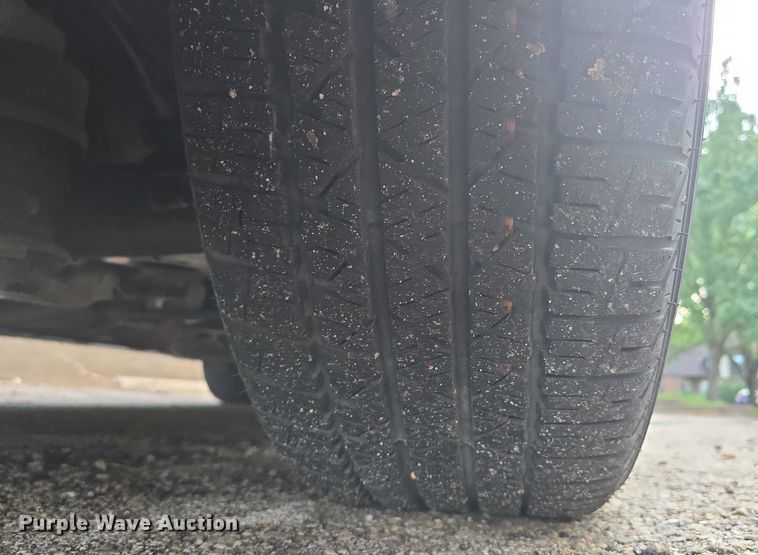 image for item EV1578 2011 Toyota Sienna LE van