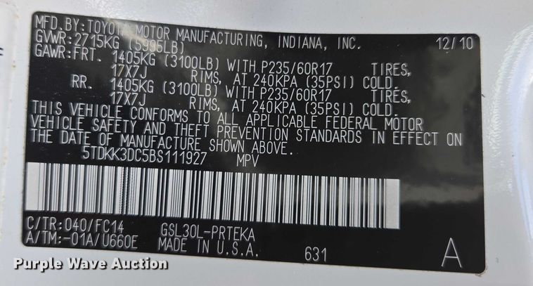 image for item EV1578 2011 Toyota Sienna LE van