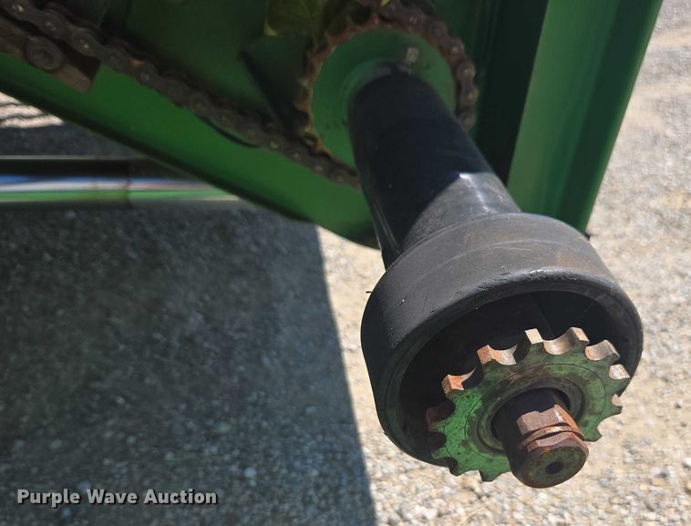 image for item DE2186 1993 John Deere 9500 RWA combine