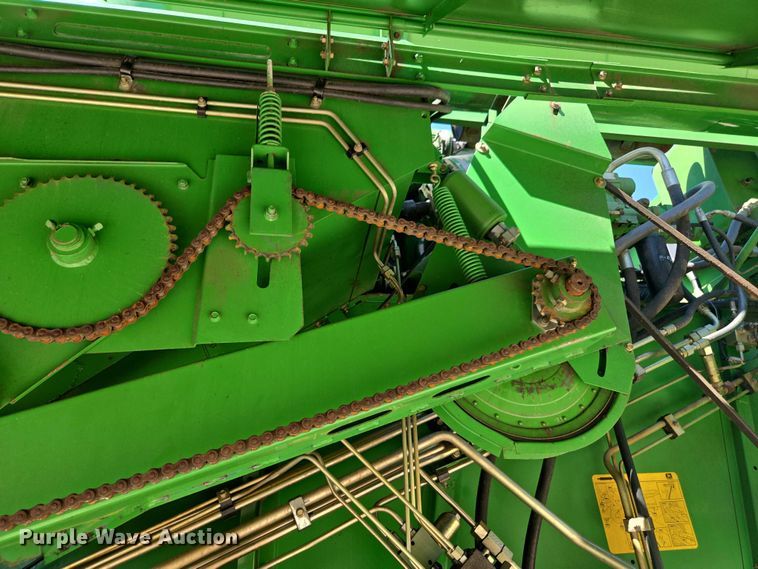 image for item DE2186 1993 John Deere 9500 RWA combine