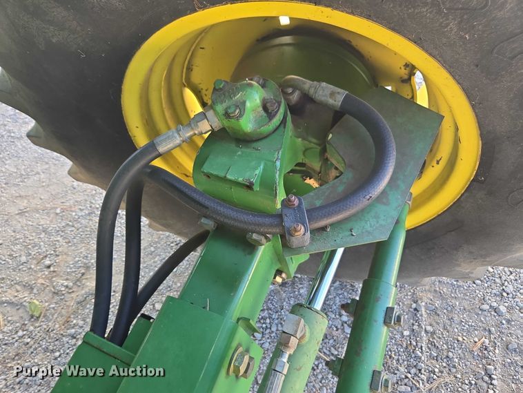 image for item DE2186 1993 John Deere 9500 RWA combine