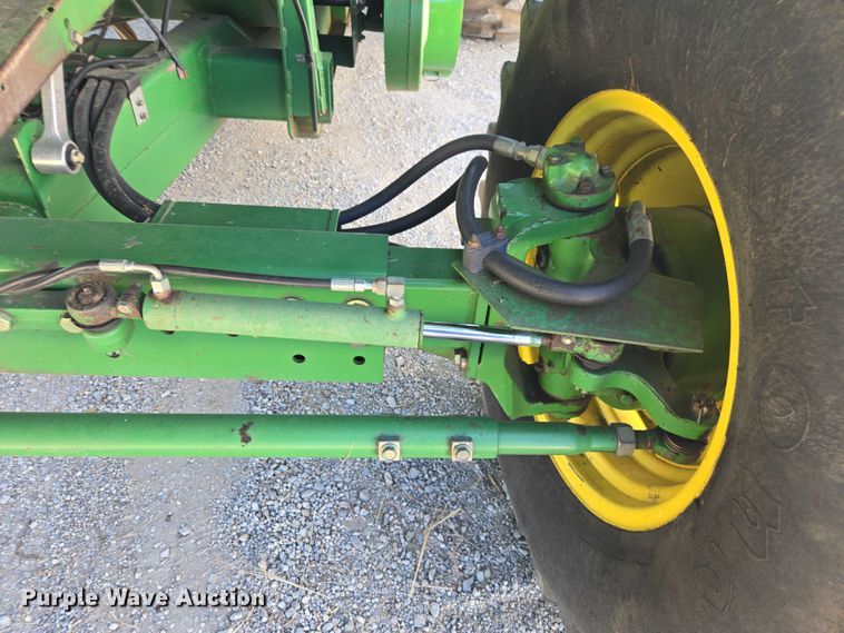 image for item DE2186 1993 John Deere 9500 RWA combine