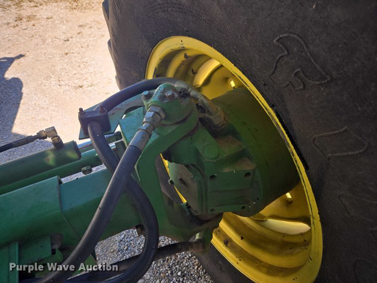 image for item DE2186 1993 John Deere 9500 RWA combine