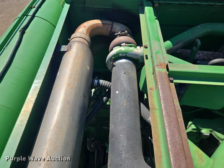 image for item DE2186 1993 John Deere 9500 RWA combine