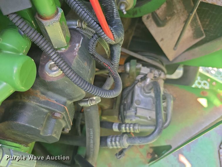 image for item DE2186 1993 John Deere 9500 RWA combine