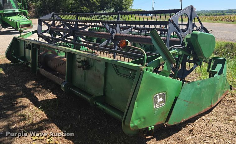 image for item DE2188 John Deere 920 flex head