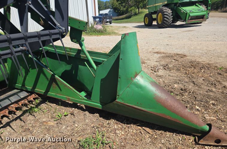 image for item DE2188 John Deere 920 flex head