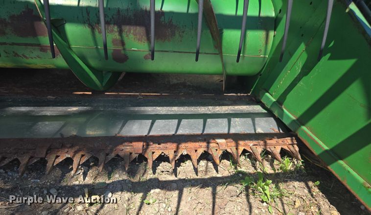 image for item DE2188 John Deere 920 flex head