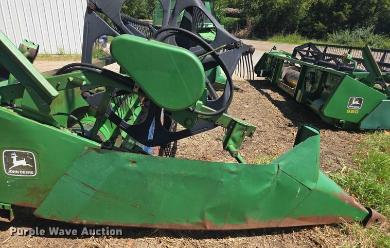image for item DE2188 John Deere 920 flex head