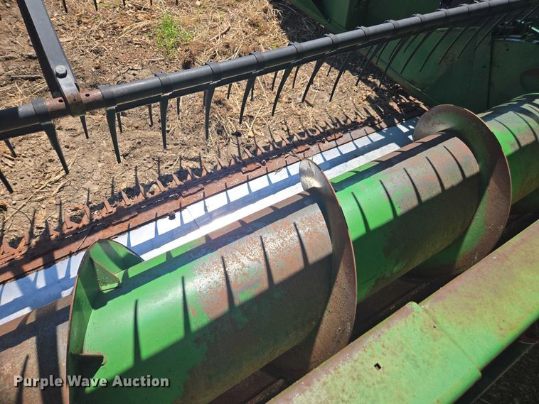 image for item DE2188 John Deere 920 flex head