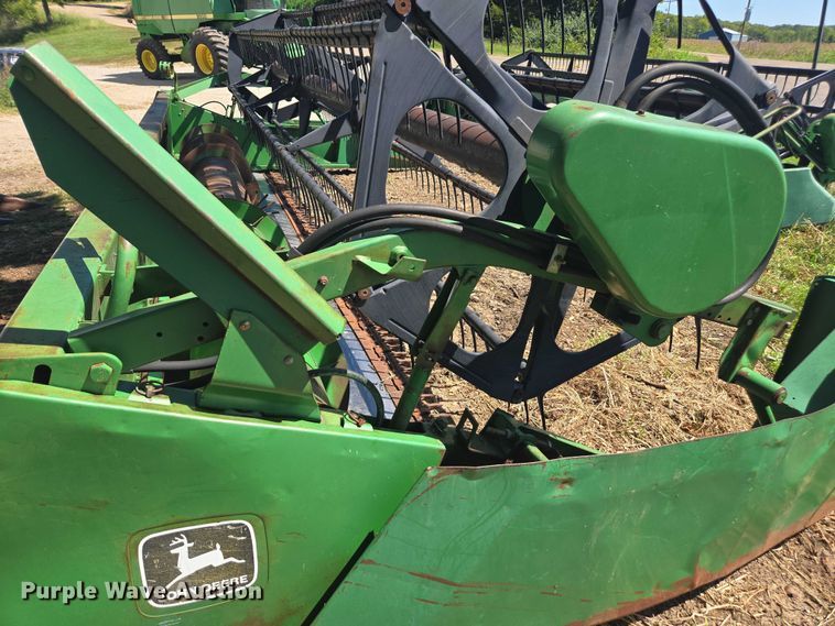 image for item DE2188 John Deere 920 flex head