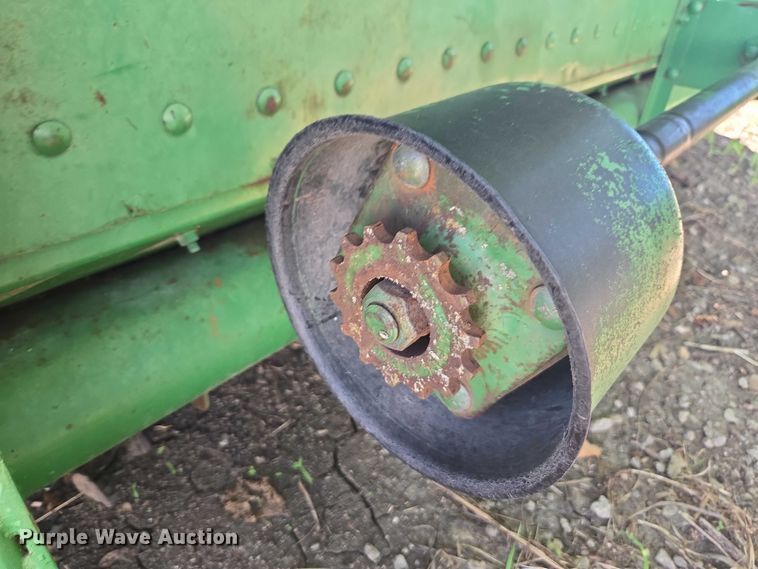 image for item DE2188 John Deere 920 flex head