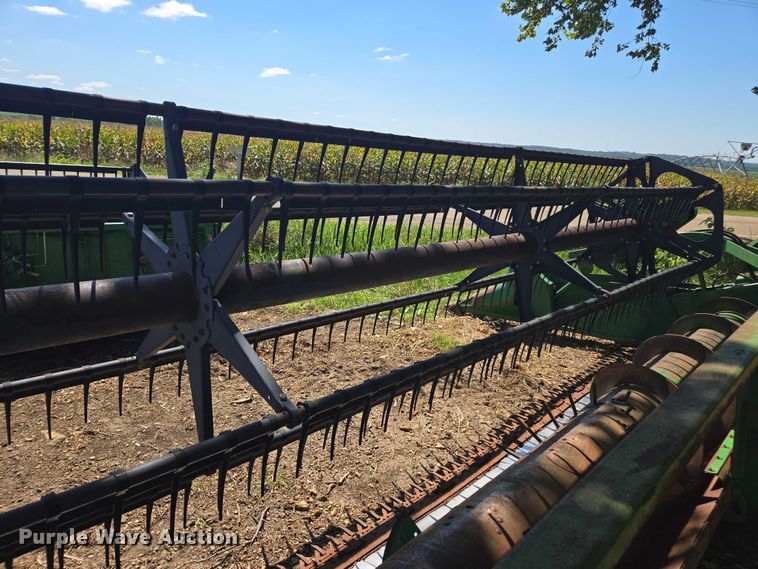 image for item DE2188 John Deere 920 flex head