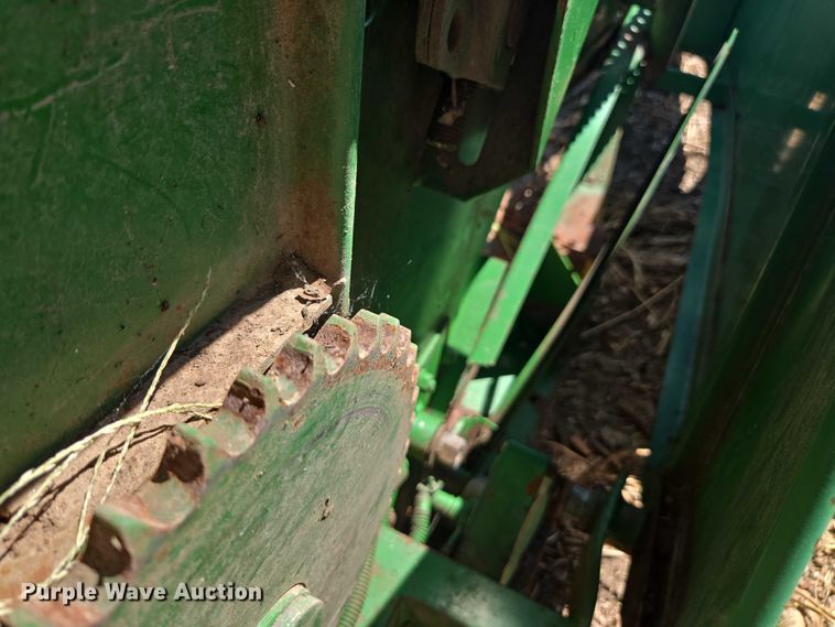 image for item DE2188 John Deere 920 flex head