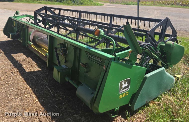 image for item DE2189 John Deere 920 flex head