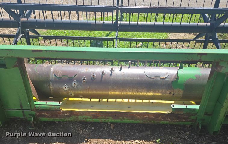 image for item DE2189 John Deere 920 flex head