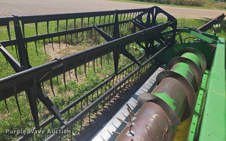 image for item DE2189 John Deere 920 flex head