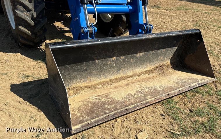 image for item DM1969 2022 New Holland T5.110 MFWD tractor