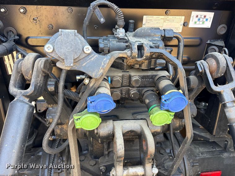 image for item DM1969 2022 New Holland T5.110 MFWD tractor