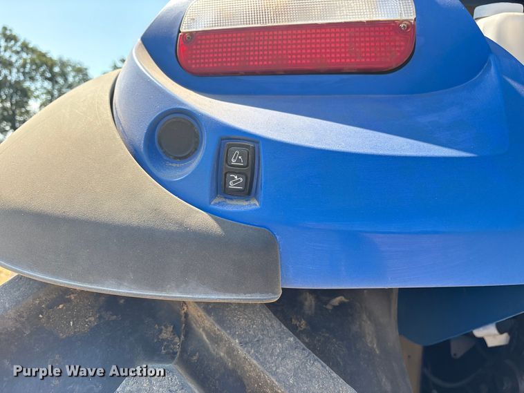 image for item DM1969 2022 New Holland T5.110 MFWD tractor