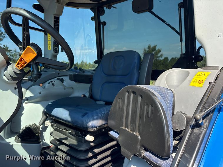 image for item DM1969 2022 New Holland T5.110 MFWD tractor