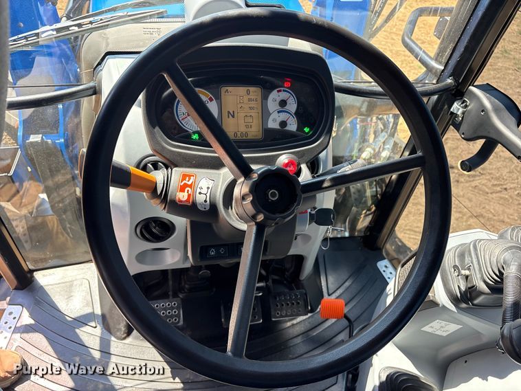 image for item DM1969 2022 New Holland T5.110 MFWD tractor