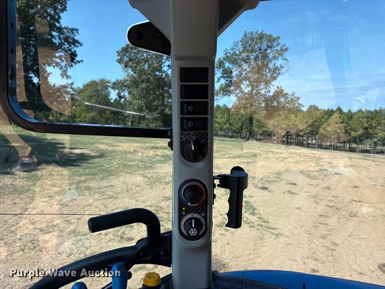 image for item DM1969 2022 New Holland T5.110 MFWD tractor