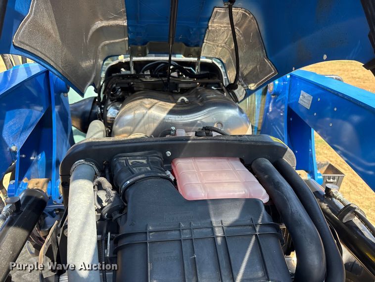 image for item DM1969 2022 New Holland T5.110 MFWD tractor