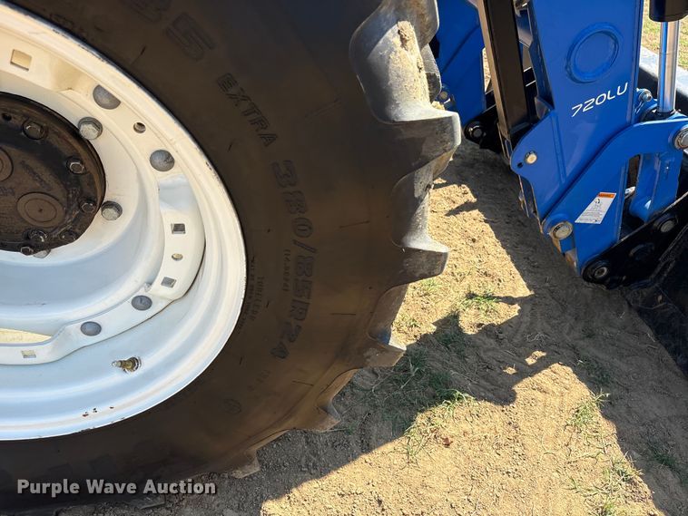 image for item DM1969 2022 New Holland T5.110 MFWD tractor