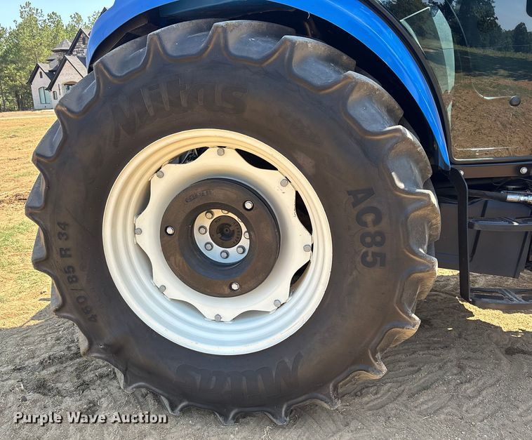 image for item DM1969 2022 New Holland T5.110 MFWD tractor