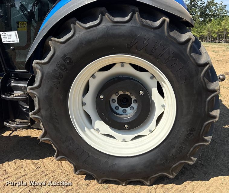 image for item DM1969 2022 New Holland T5.110 MFWD tractor