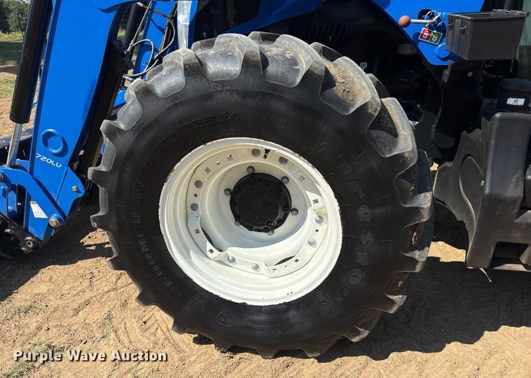 image for item DM1969 2022 New Holland T5.110 MFWD tractor