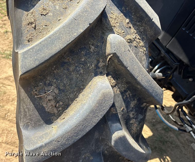 image for item DM1969 2022 New Holland T5.110 MFWD tractor