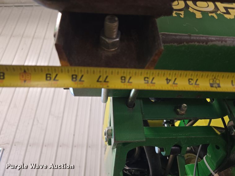 image for item DR3975 John Deere 1720 Max Emerge XP no-till planter