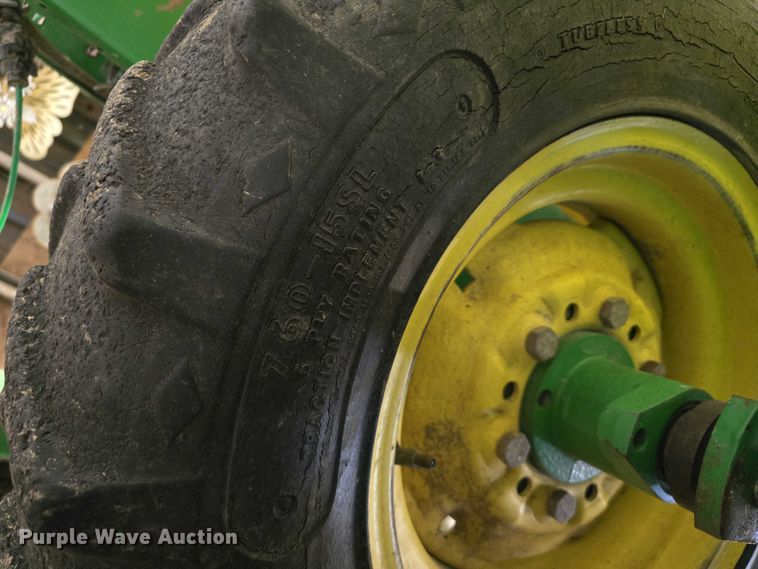 image for item DR3975 John Deere 1720 Max Emerge XP no-till planter
