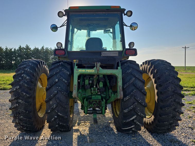 image for item DR3976 1992 John Deere 4455 tractor