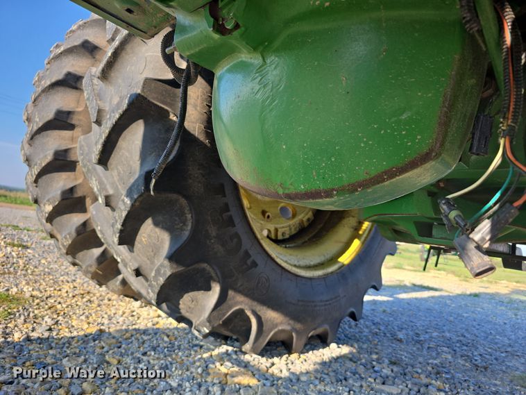 image for item DR3976 1992 John Deere 4455 tractor