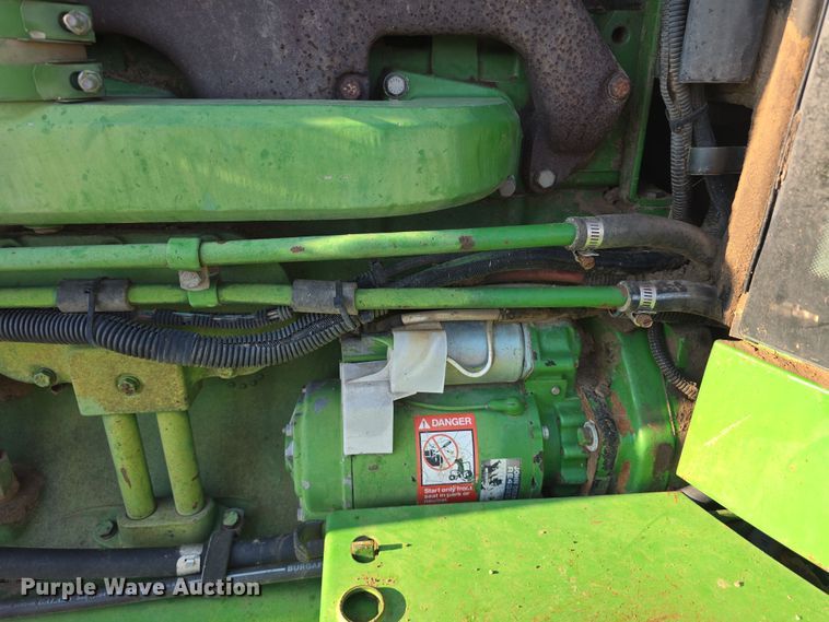 image for item DR3976 1992 John Deere 4455 tractor