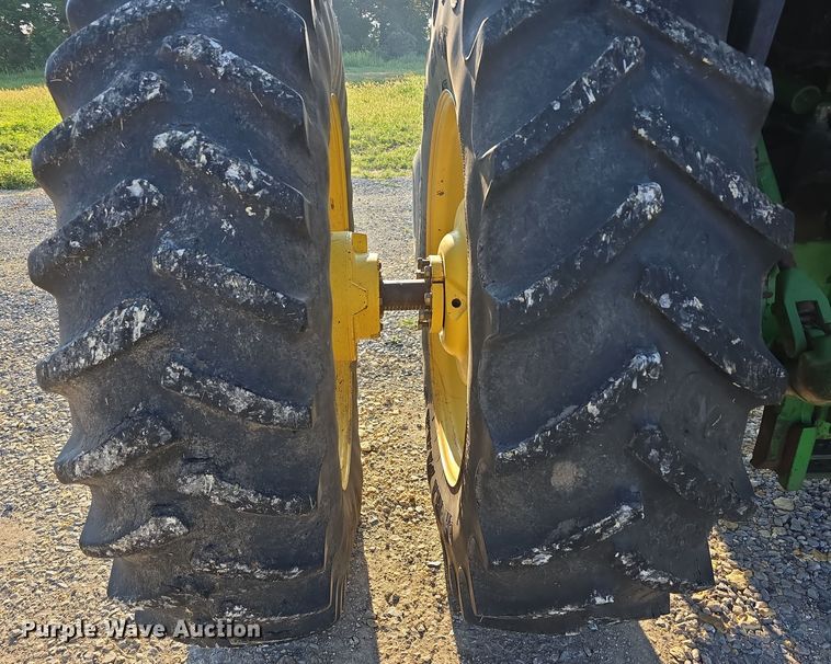 image for item DR3976 1992 John Deere 4455 tractor