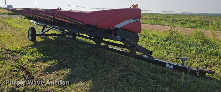 image for item DR3978 Case IH 2208 30 corn head