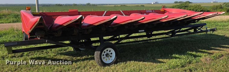 image for item DR3978 Case IH 2208 30 corn head