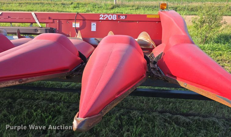 image for item DR3978 Case IH 2208 30 corn head