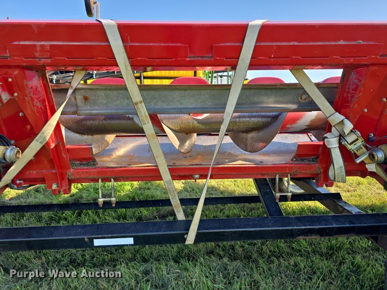image for item DR3978 Case IH 2208 30 corn head