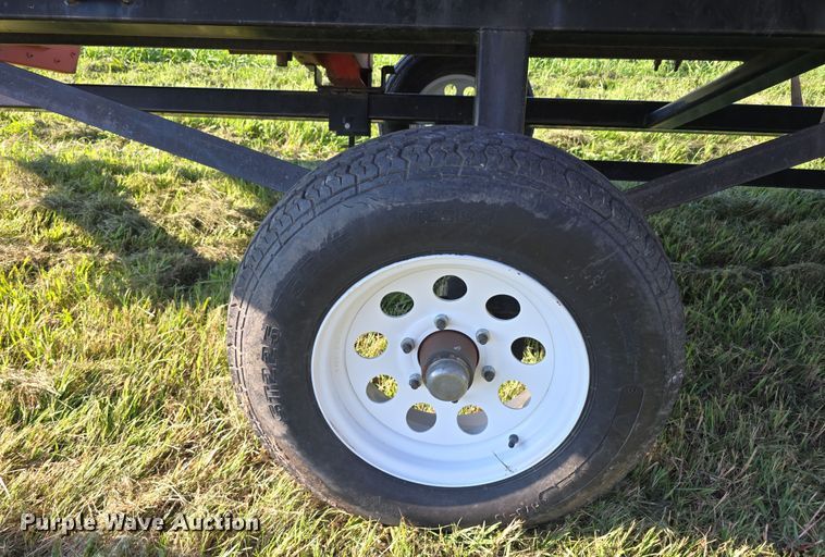 image for item DR3978 Case IH 2208 30 corn head