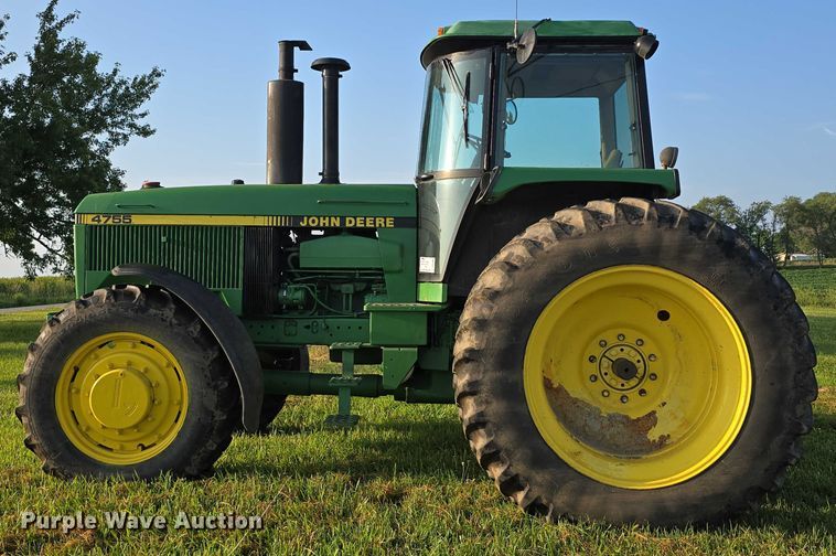 image for item DR3980 1990 John Deere 4755 MFWD tractor