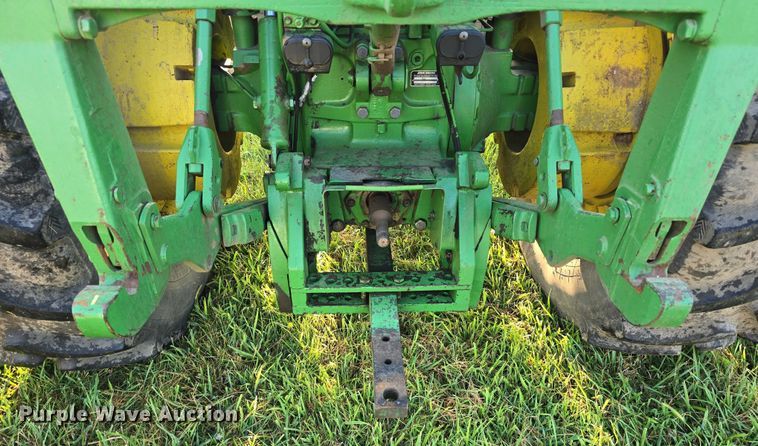 image for item DR3980 1990 John Deere 4755 MFWD tractor