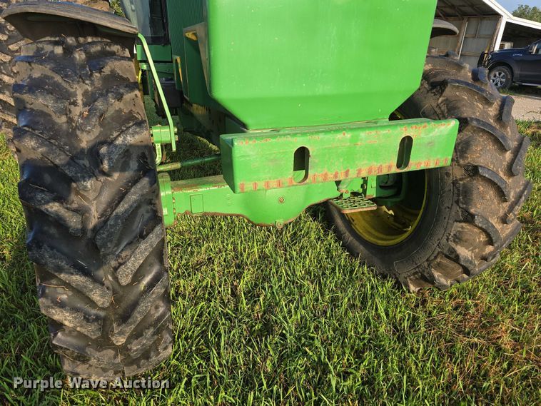 image for item DR3980 1990 John Deere 4755 MFWD tractor