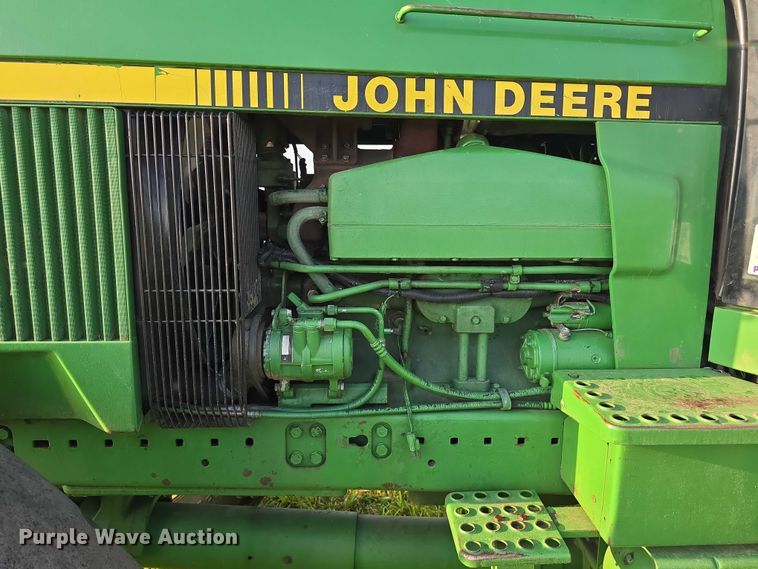 image for item DR3980 1990 John Deere 4755 MFWD tractor