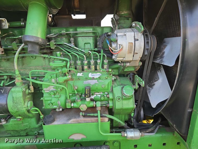 image for item DR3980 1990 John Deere 4755 MFWD tractor