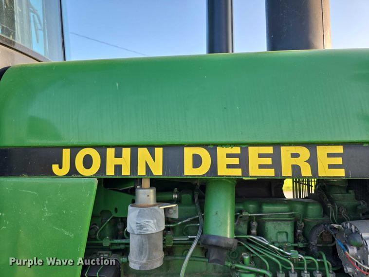image for item DR3980 1990 John Deere 4755 MFWD tractor